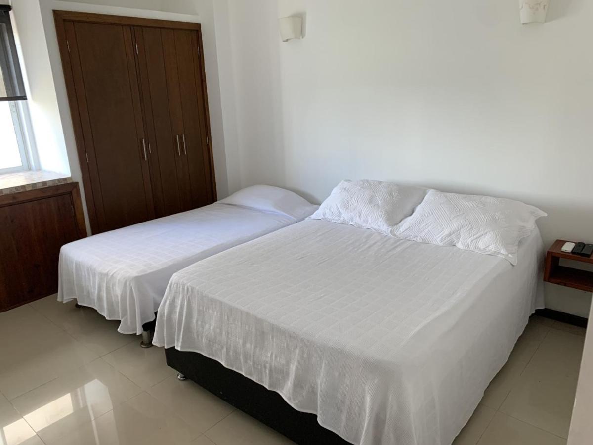 Apartamento Mirador Del Laguito Cartagena Bagian luar foto